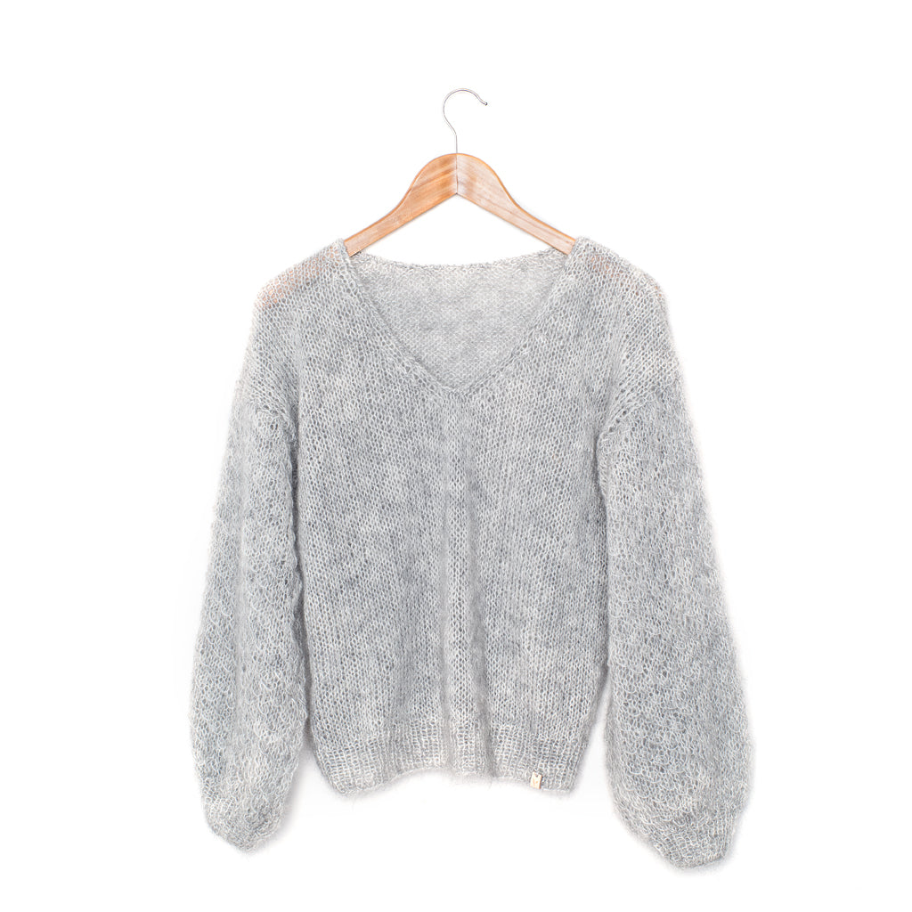 Sweaters - VEST