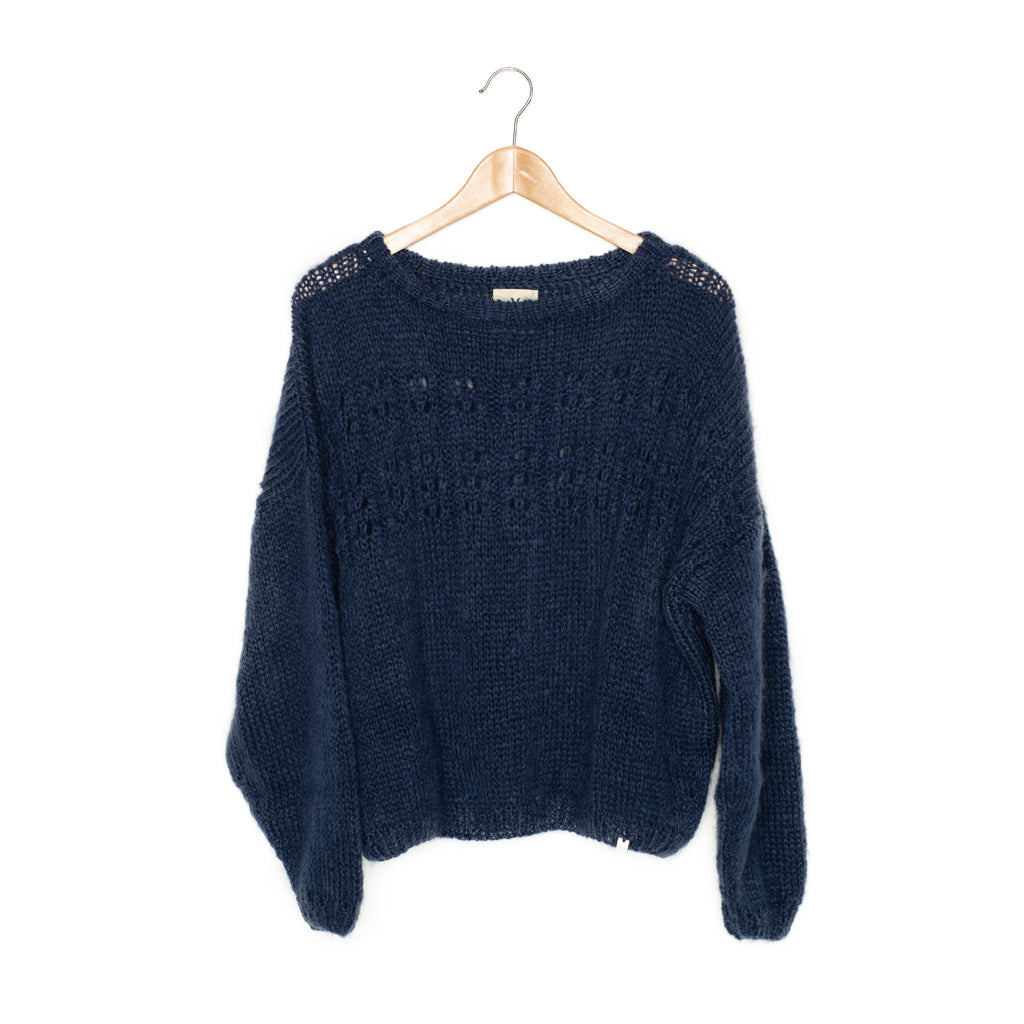 Sweaters - VEST